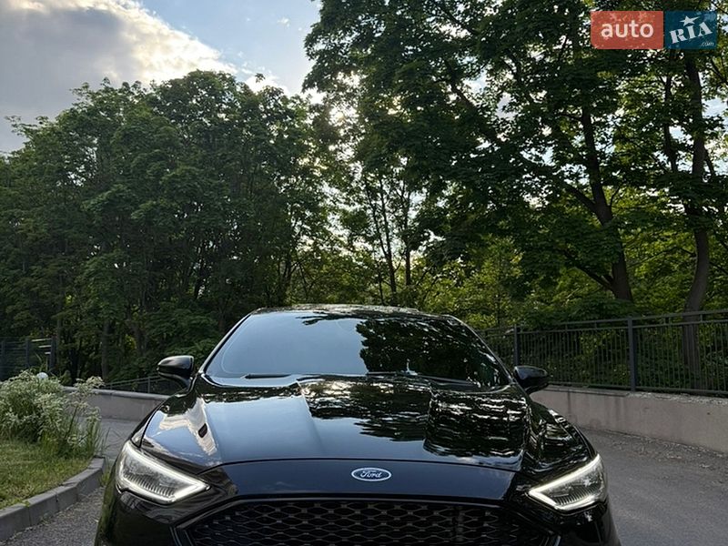 Седан Ford Fusion 2016 в Харькове