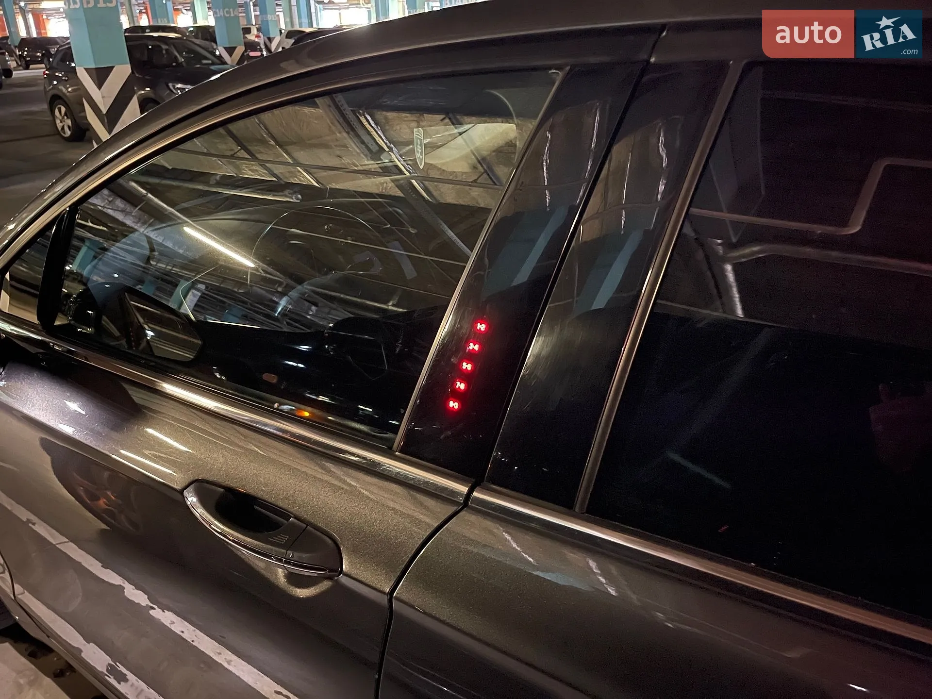 2020 Ford Fusion - мініатюра 28