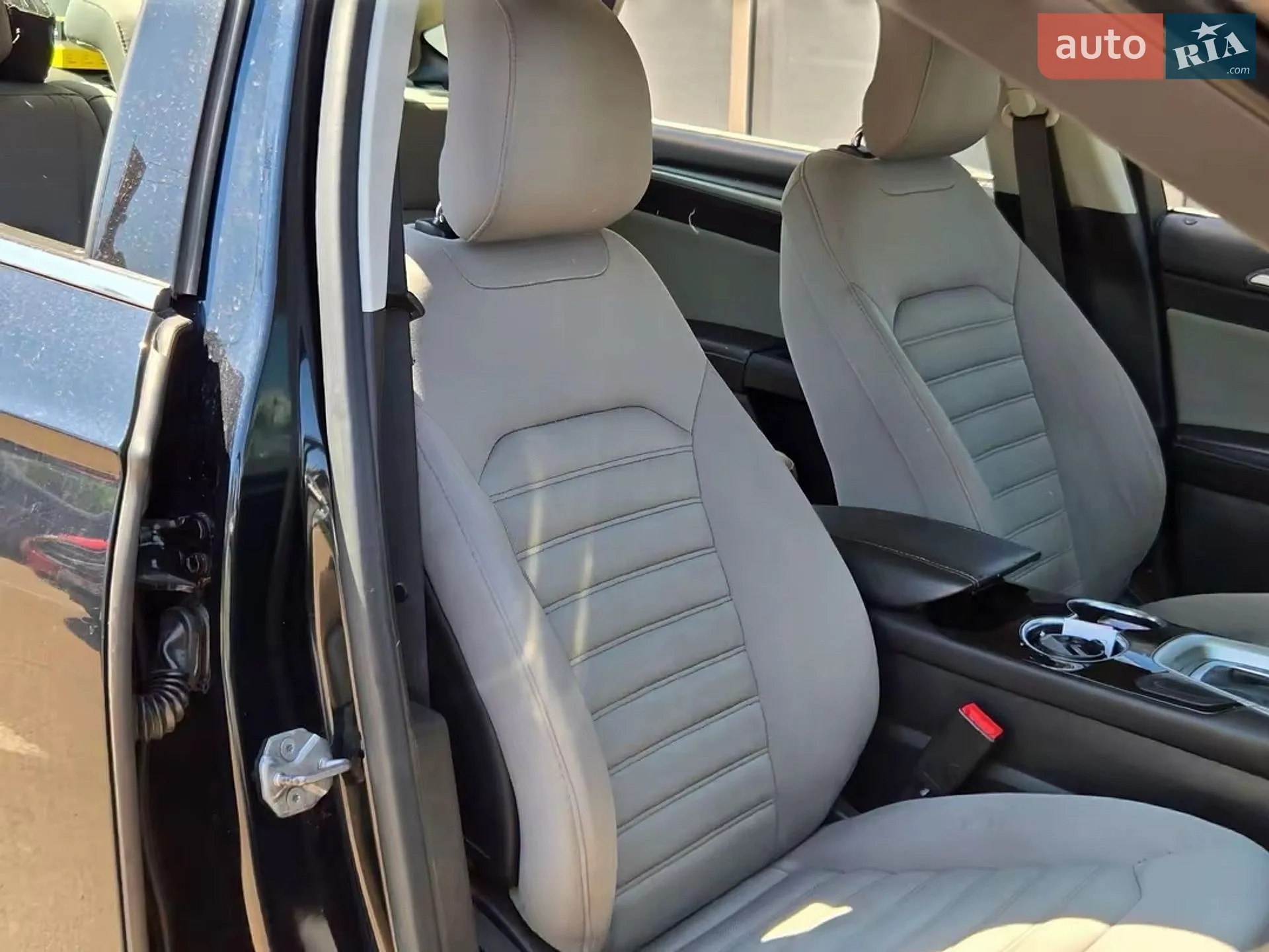 2014 Ford Fusion - мініатюра 18