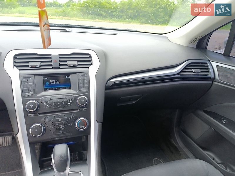 Седан Ford Fusion 2014 в Таращі