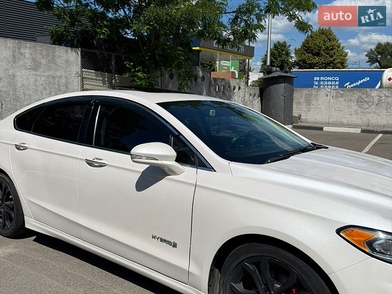 Седан Ford Fusion 2019 в Києві