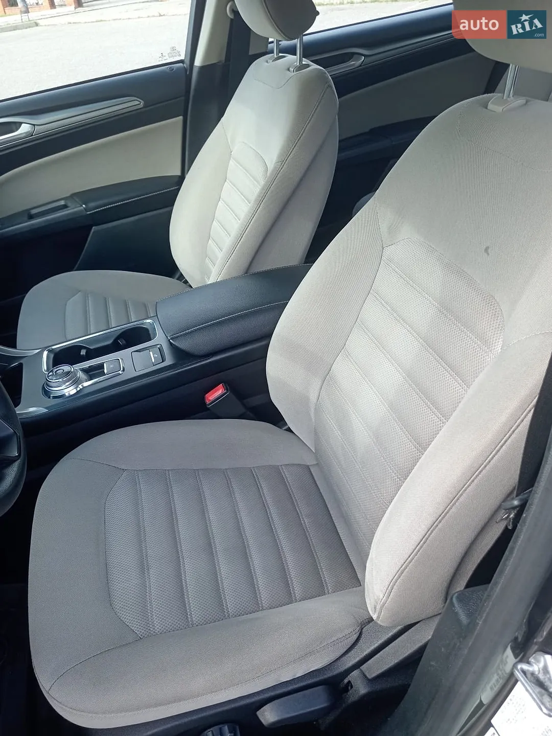 2016 Ford Fusion - мініатюра 10