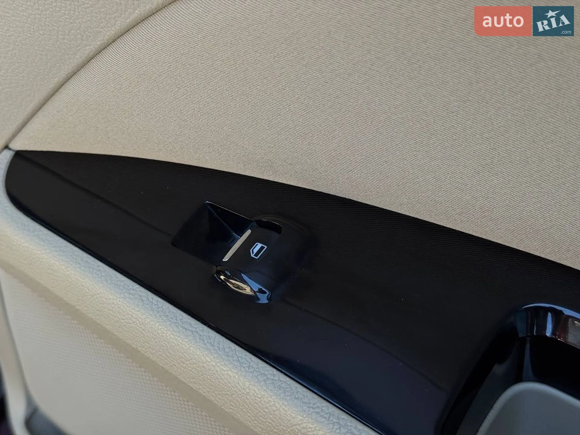 2015 Ford Fusion - мініатюра 65