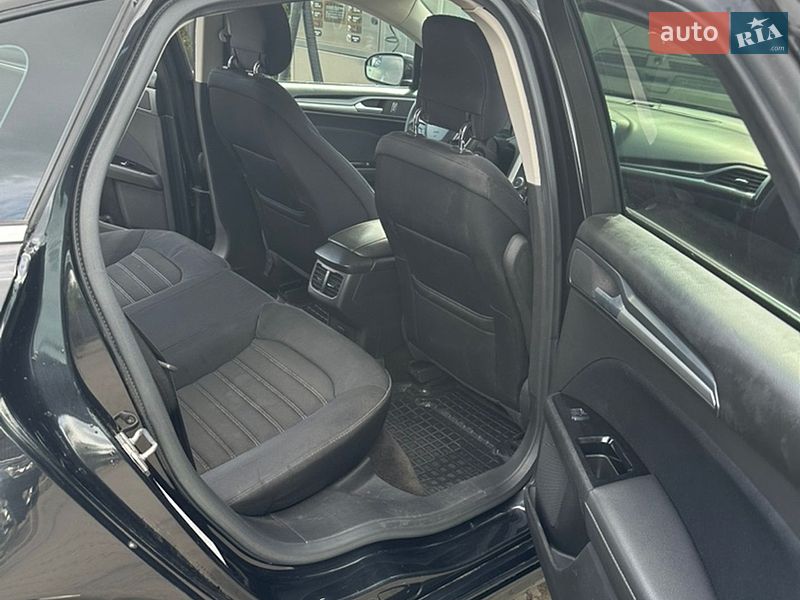 Седан Ford Fusion 2012 в Шептицькому