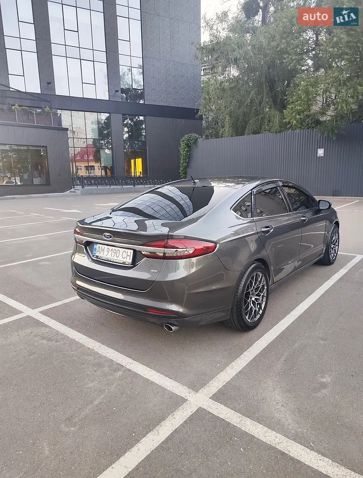 2016 Ford Fusion - мініатюра 25