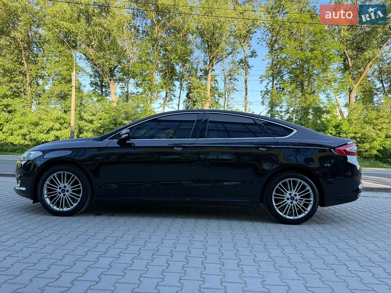 2016 Ford Fusion - мініатюра 19