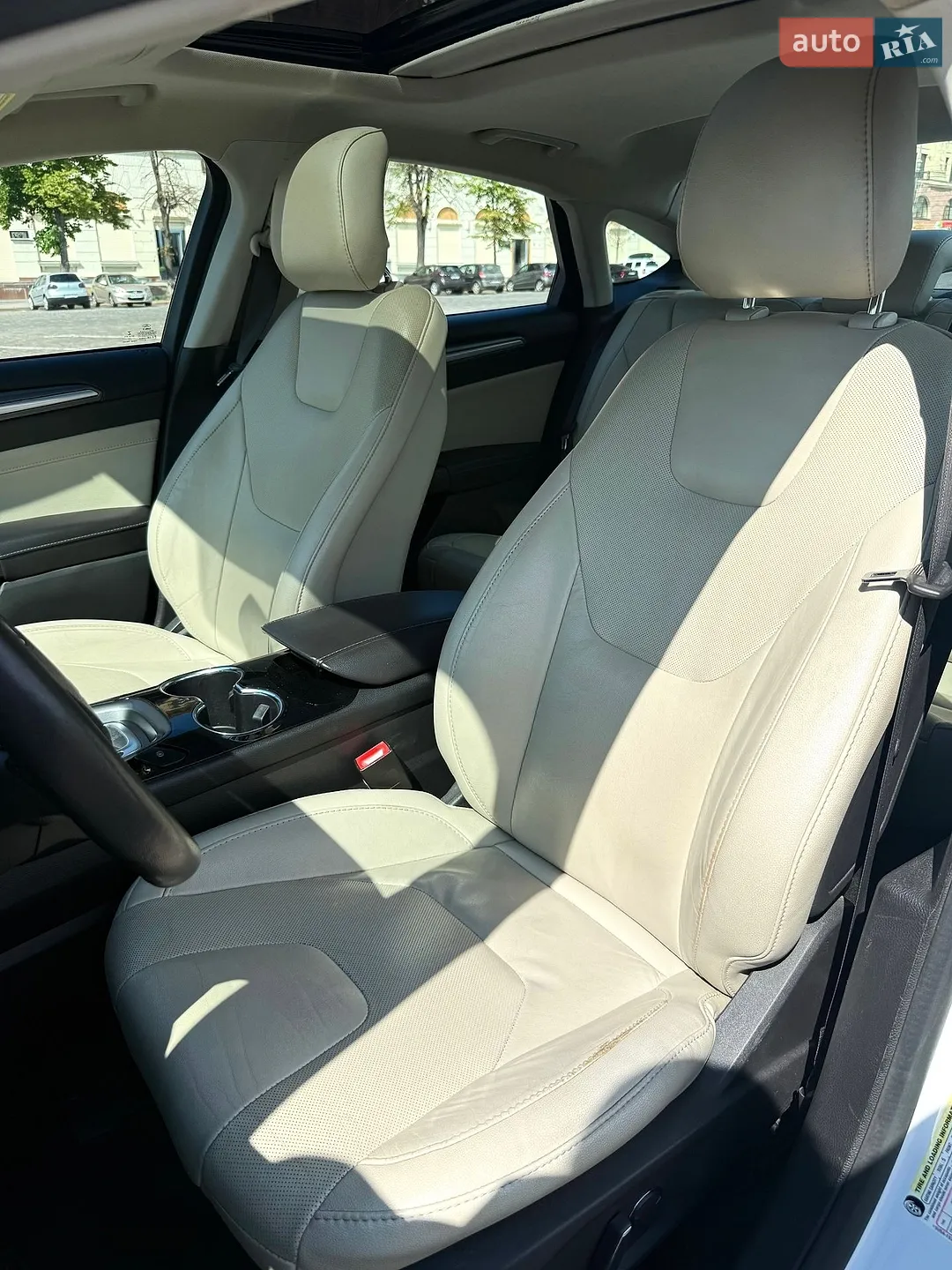 2014 Ford Fusion - мініатюра 9