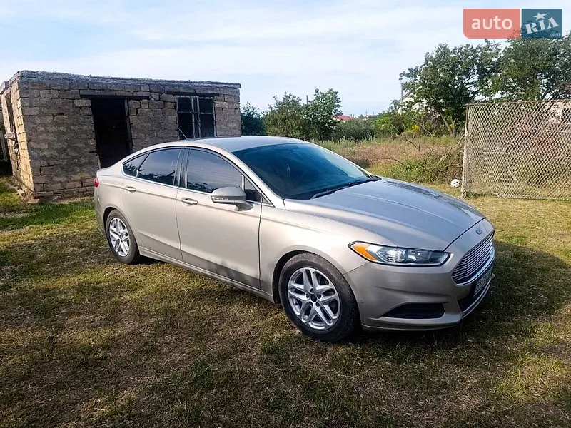 Ford Fusion 2015