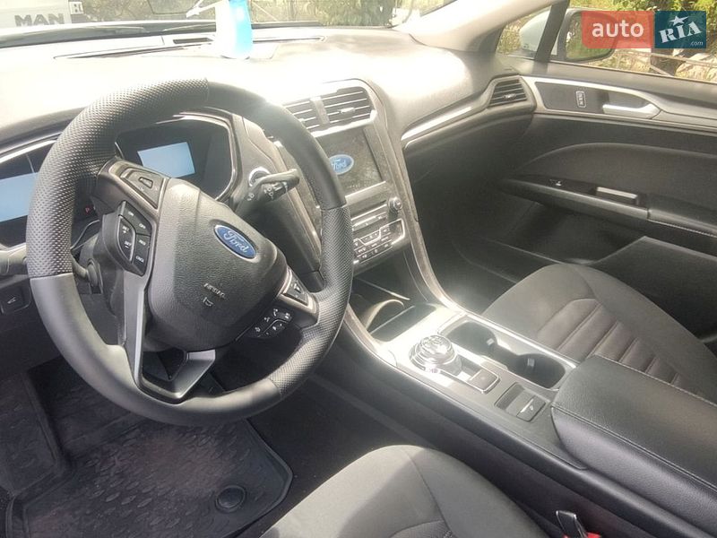Седан Ford Fusion 2016 в Києві фото 40 Седан Ford Fusion 2016 в Києві