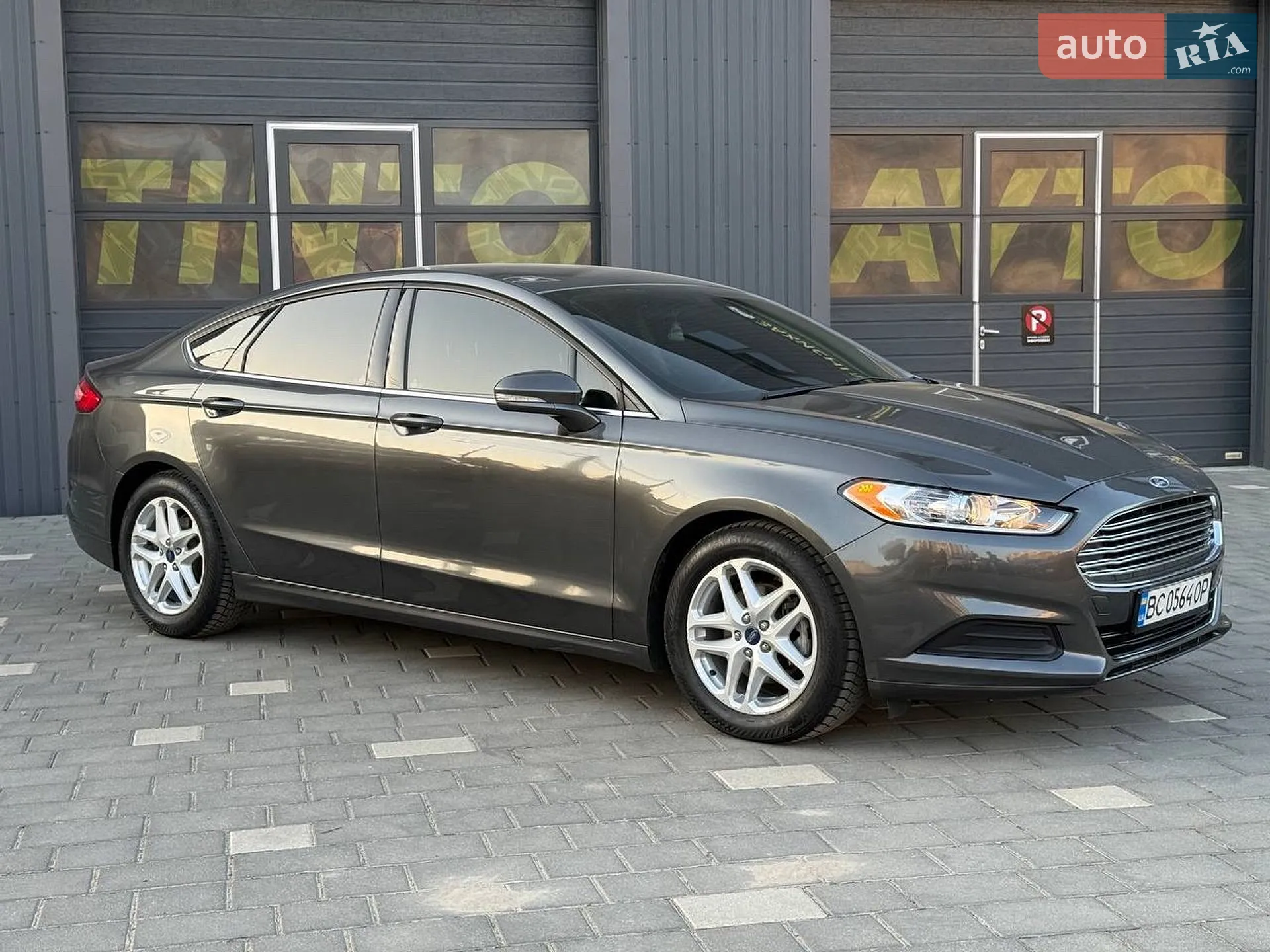 2016 Ford Fusion - мініатюра 2