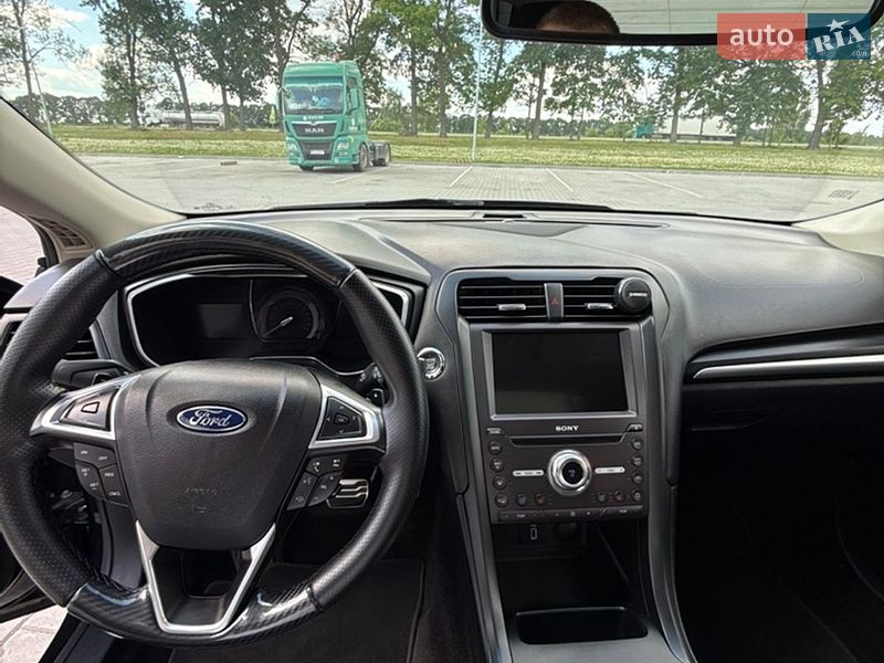 Седан Ford Fusion 2016 в Хмельницькому