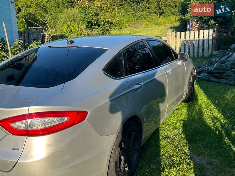 Седан Ford Fusion 2014 в Вінниці