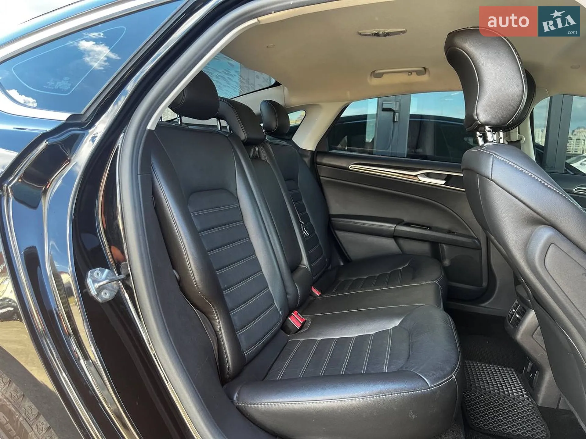 2015 Ford Fusion - мініатюра 11