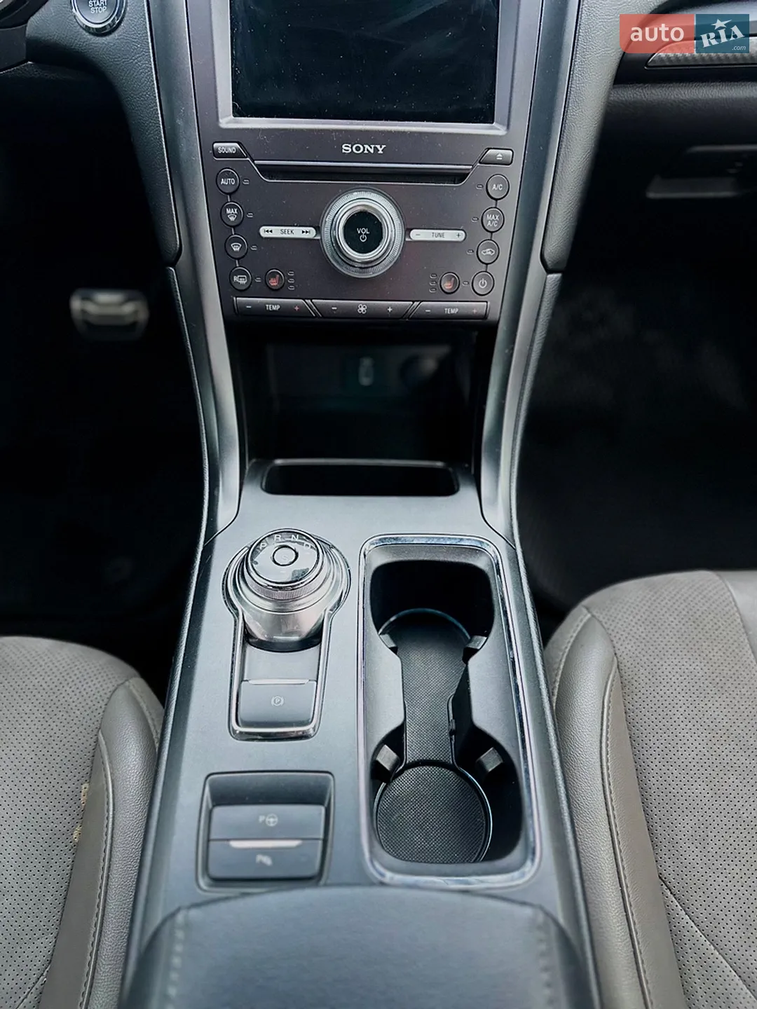 2016 Ford Fusion - мініатюра 15