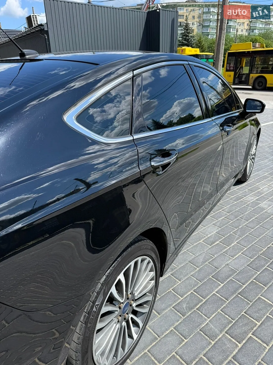 2017 Ford Fusion - мініатюра 27