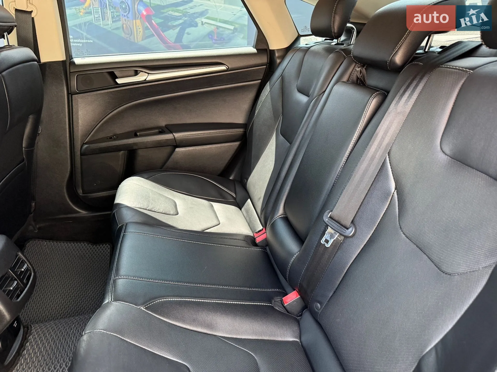 2017 Ford Fusion - мініатюра 44