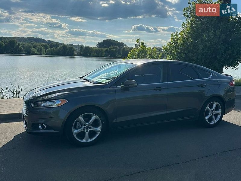 Седан Ford Fusion 2015 в Киеве
