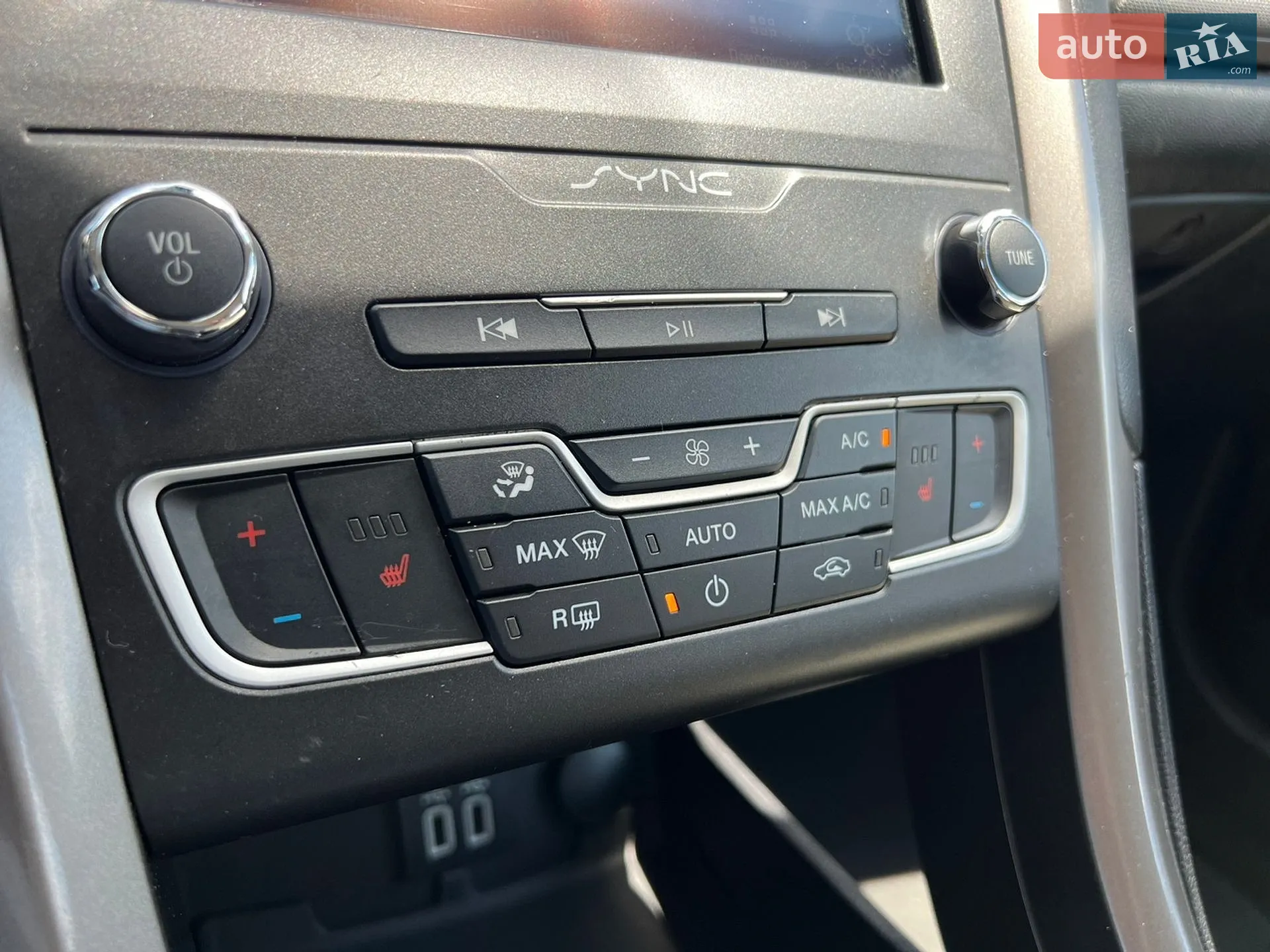 2019 Ford Fusion - мініатюра 16