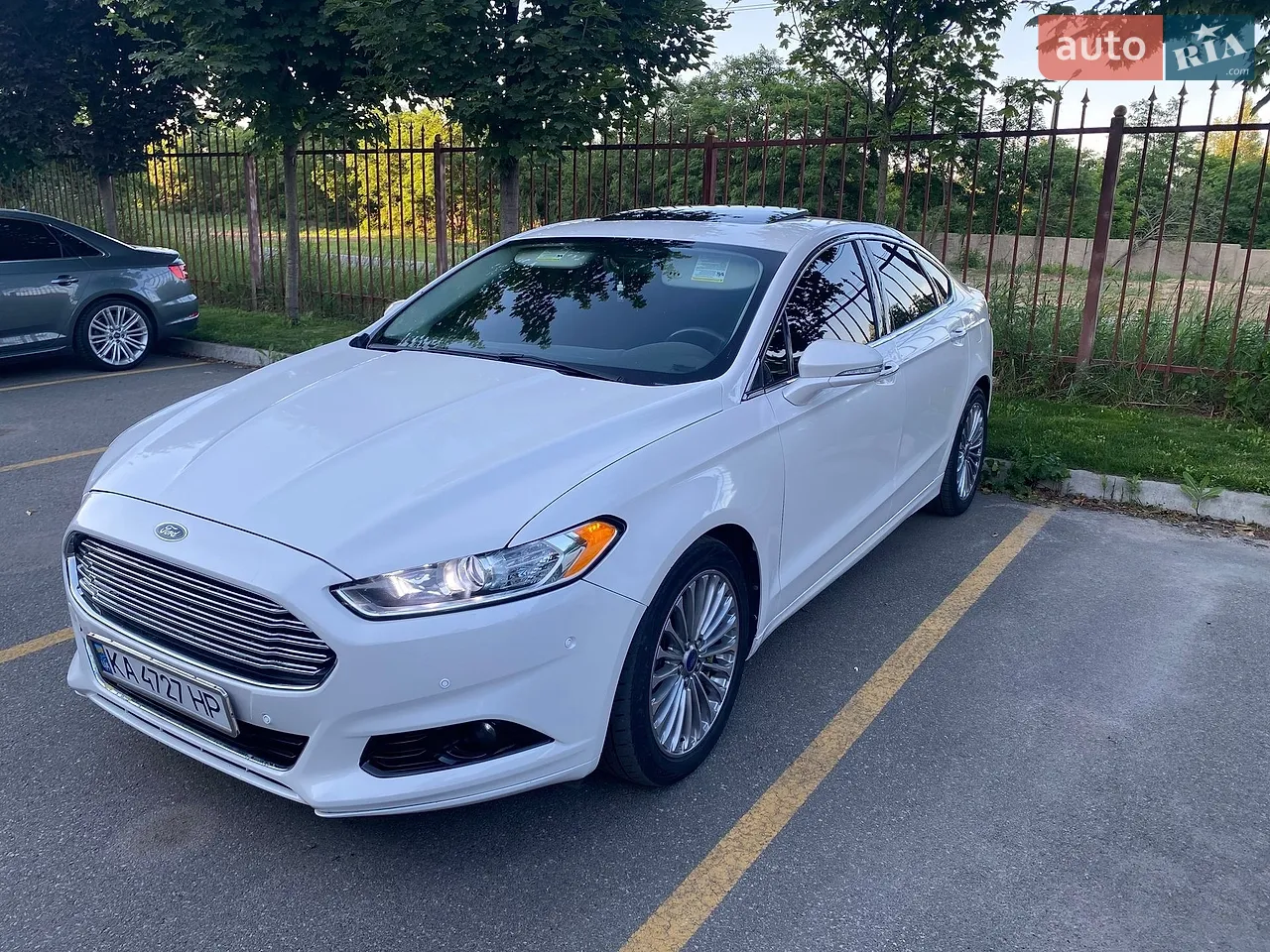 2013 Ford Fusion - мініатюра 23
