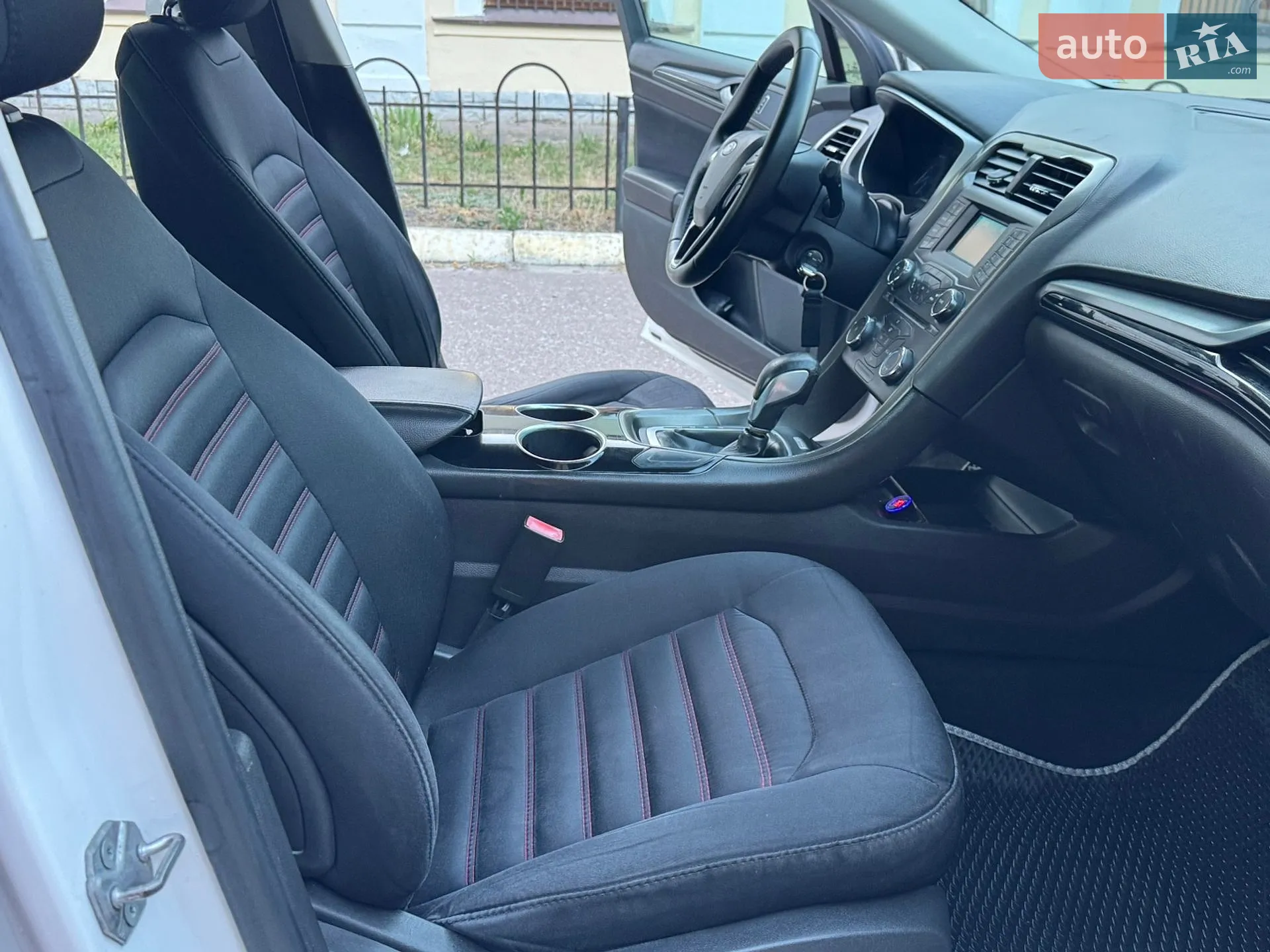 2013 Ford Fusion - мініатюра 35