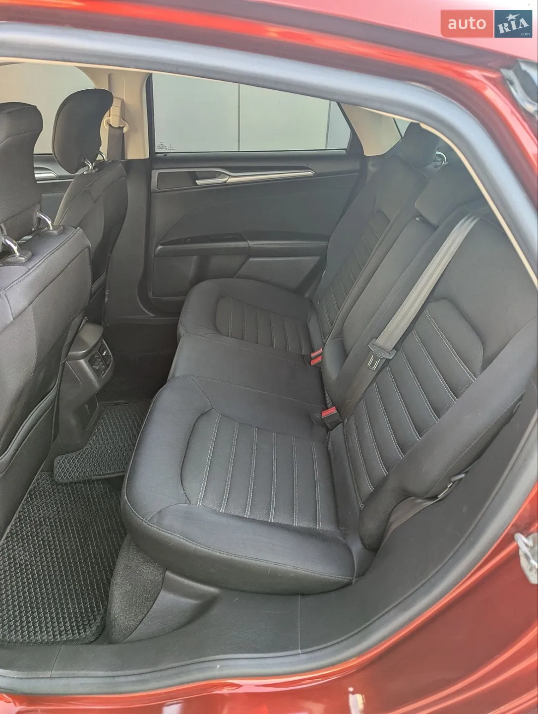 2013 Ford Fusion - мініатюра 9