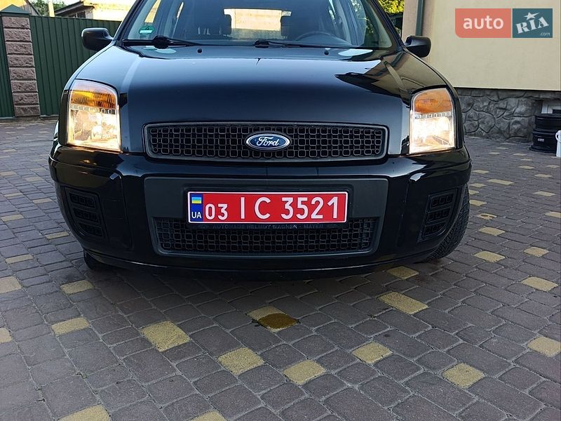Хетчбек Ford Fusion 2009 в Луцьку