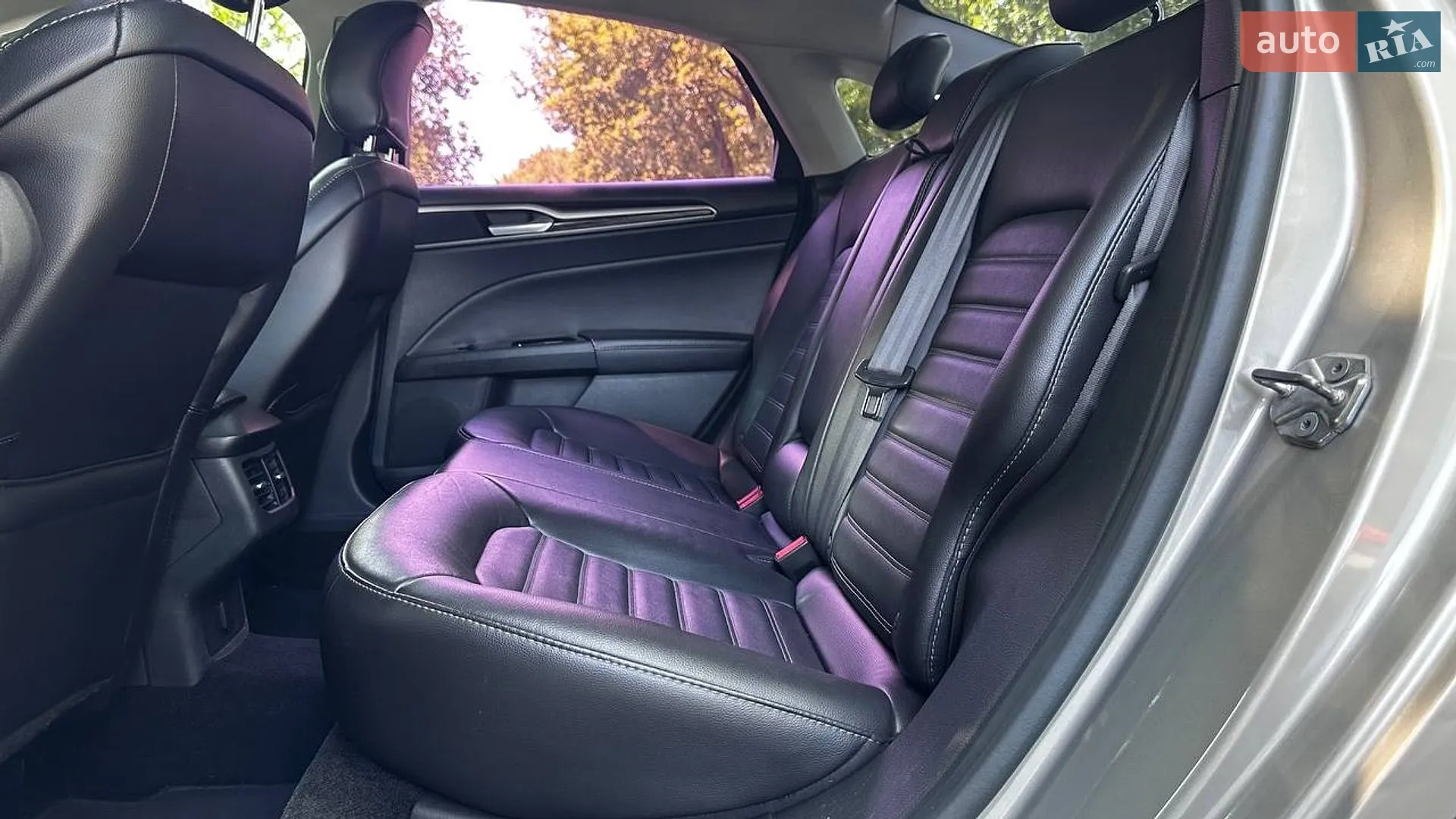 2014 Ford Fusion - мініатюра 25