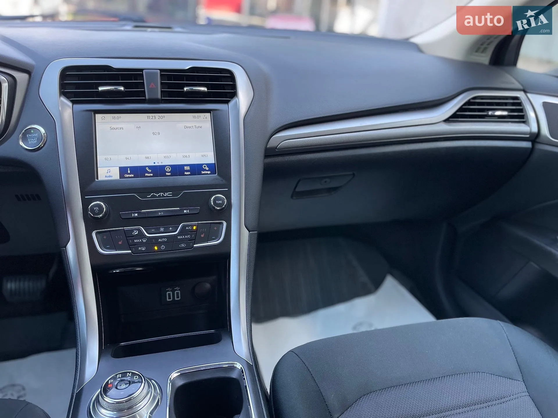 2020 Ford Fusion - мініатюра 41