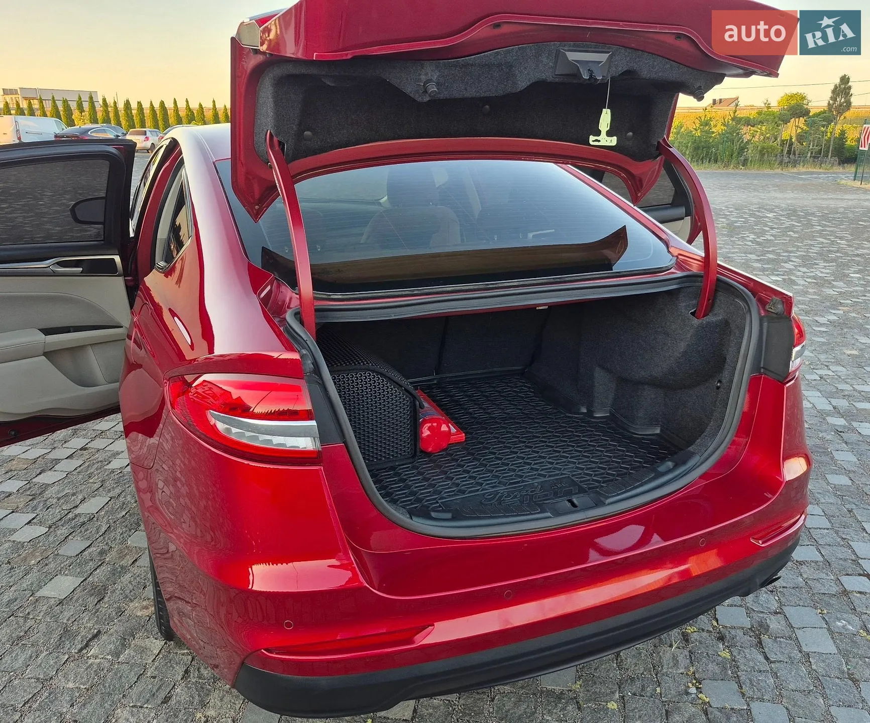 2019 Ford Fusion - мініатюра 17