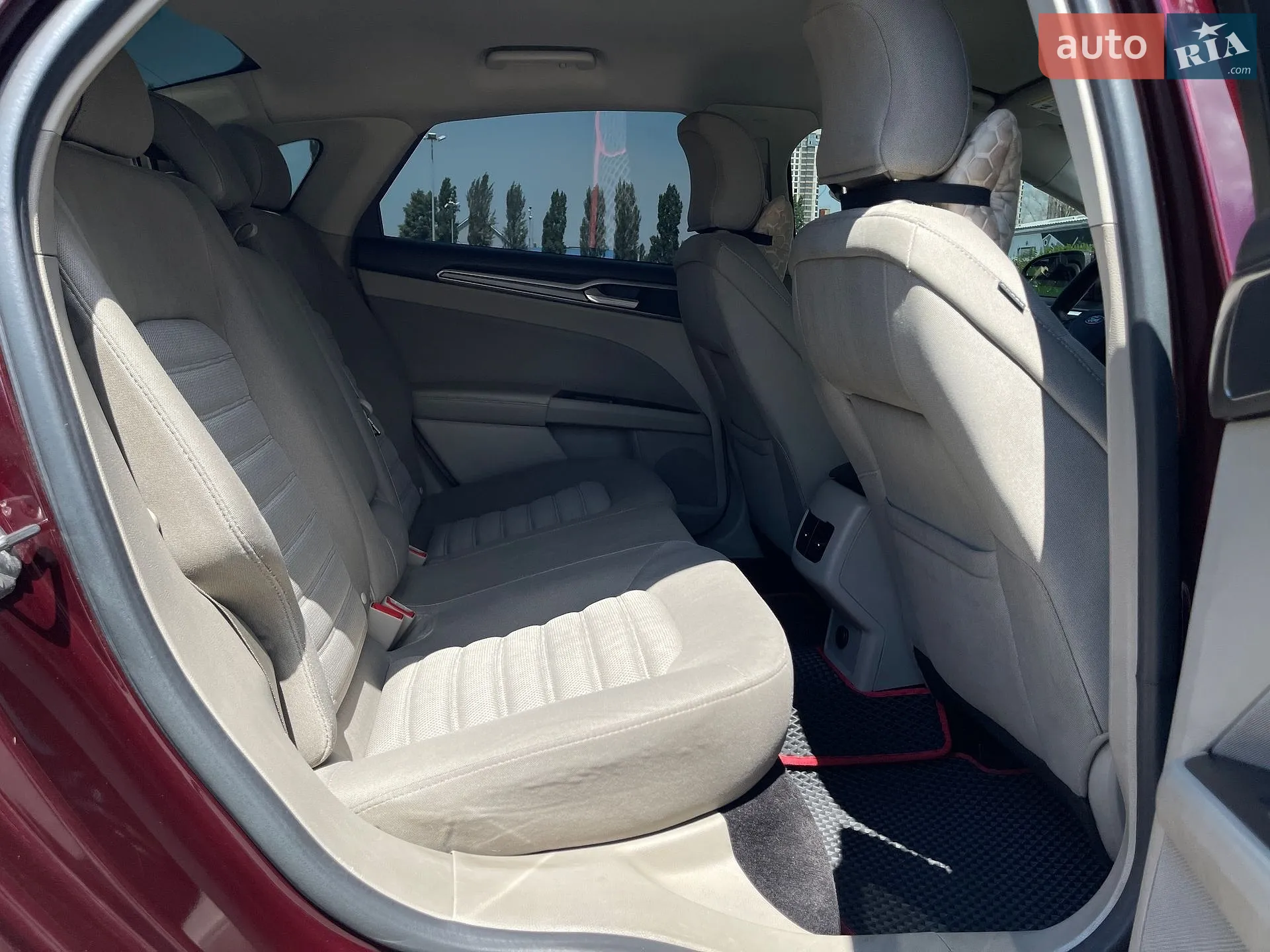 2016 Ford Fusion - мініатюра 16