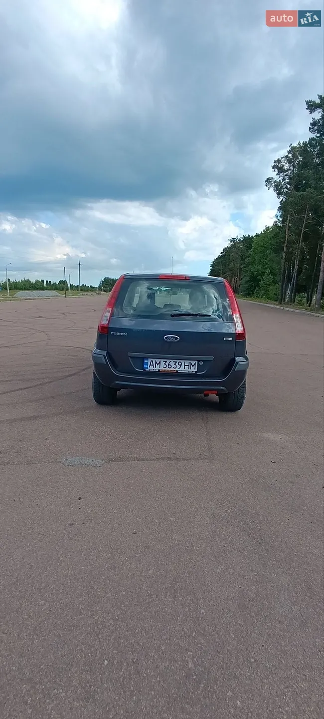 2010 Ford Fusion - мініатюра 10