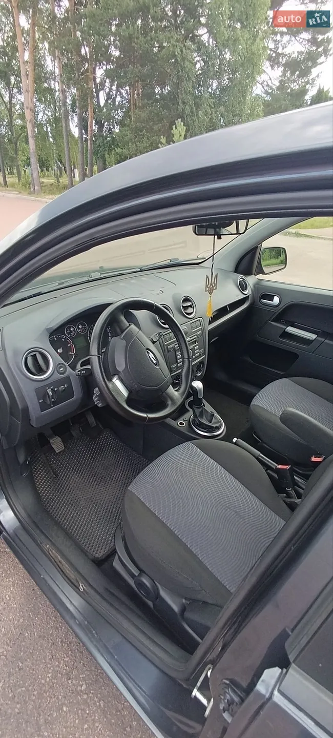 2010 Ford Fusion - мініатюра 24
