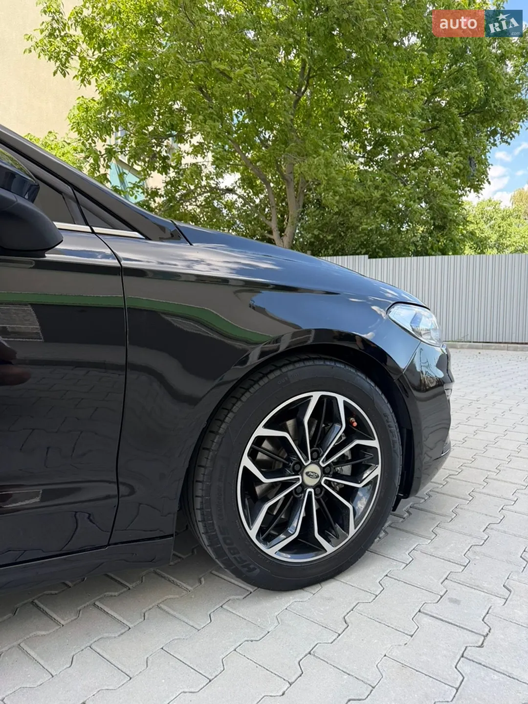 Ford Fusion 2020 VIN 3FA6P0H76LR194437 фото оголошення 13 з 68