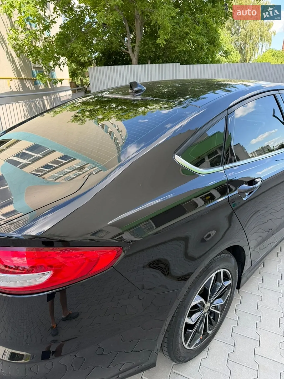 Ford Fusion 2020 VIN 3FA6P0H76LR194437 фото оголошення 16 з 68