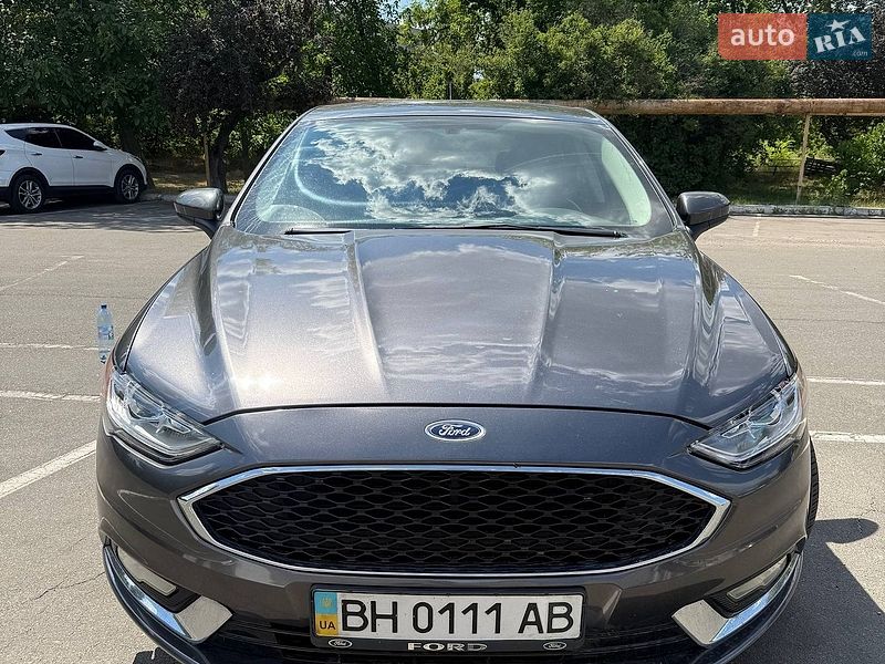 Седан Ford Fusion 2018 в Одесі