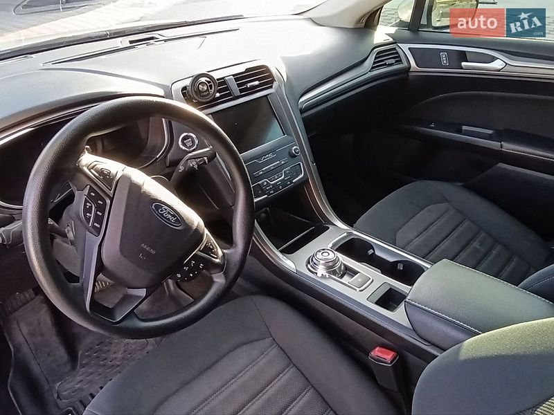 Седан Ford Fusion 2019 в Запоріжжі