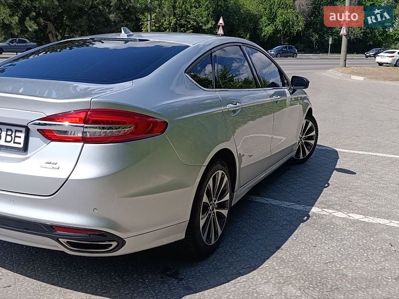 Седан Ford Fusion 2019 в Запоріжжі
