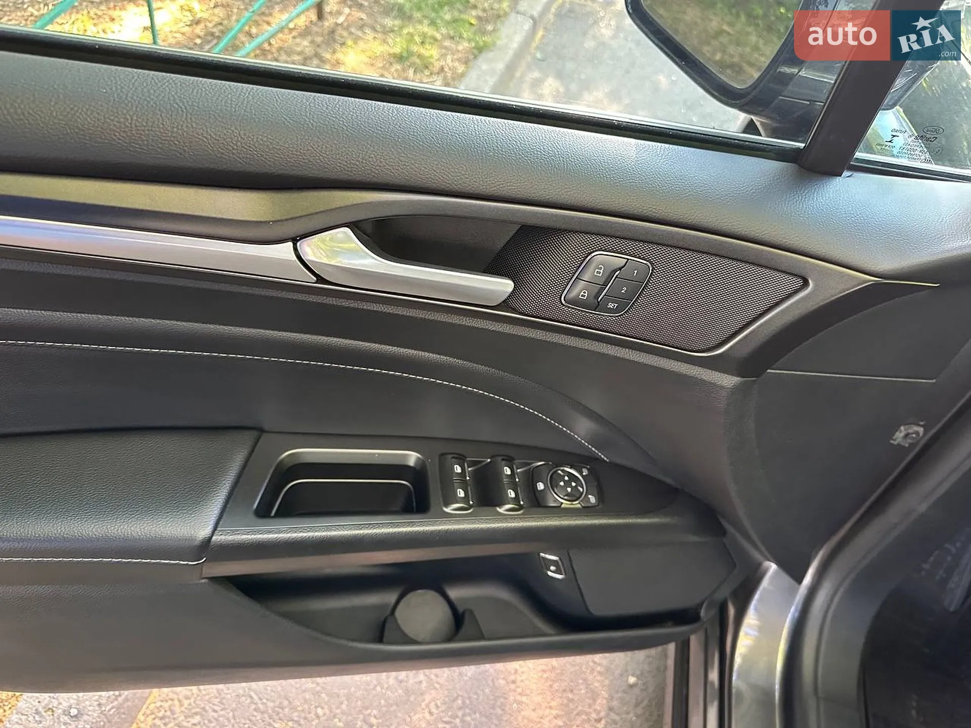 2017 Ford Fusion - мініатюра 17