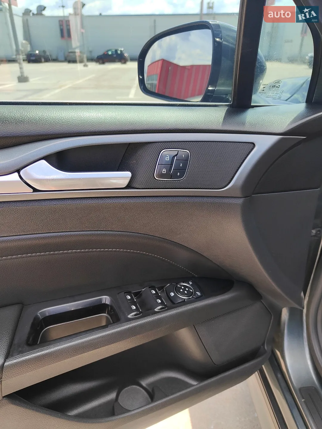 2015 Ford Fusion - мініатюра 25