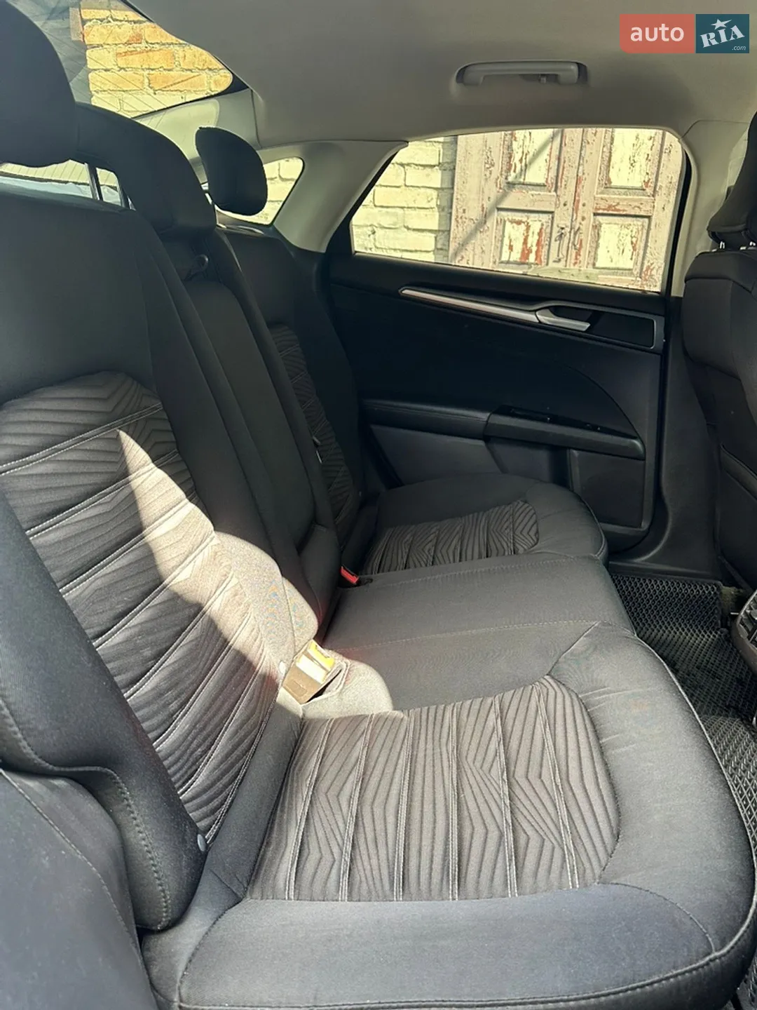 2015 Ford Fusion - мініатюра 29