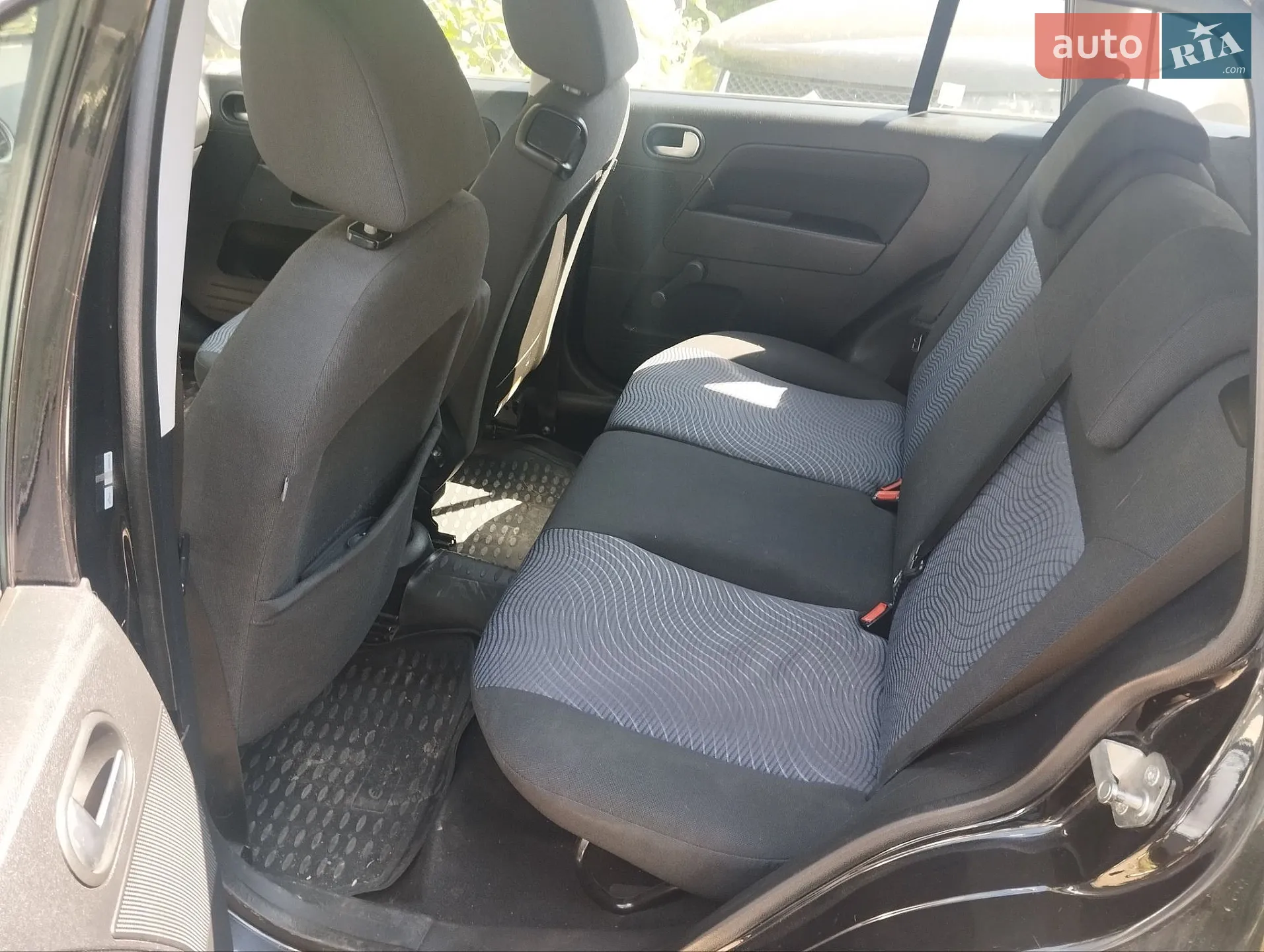 Ford Fusion 2005 VIN WF0UXXGAJU5D80105 фото оголошення 12 з 13