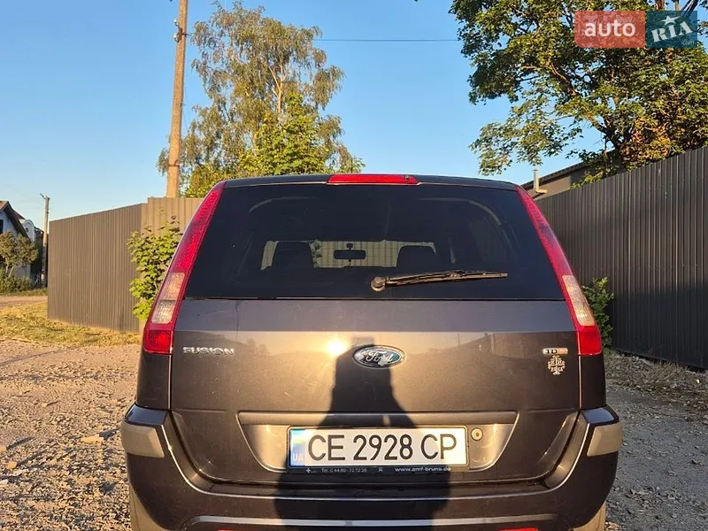 Ford Fusion 2008 VIN WF0UXXGAJU8D04393 фото оголошення 3 з 42