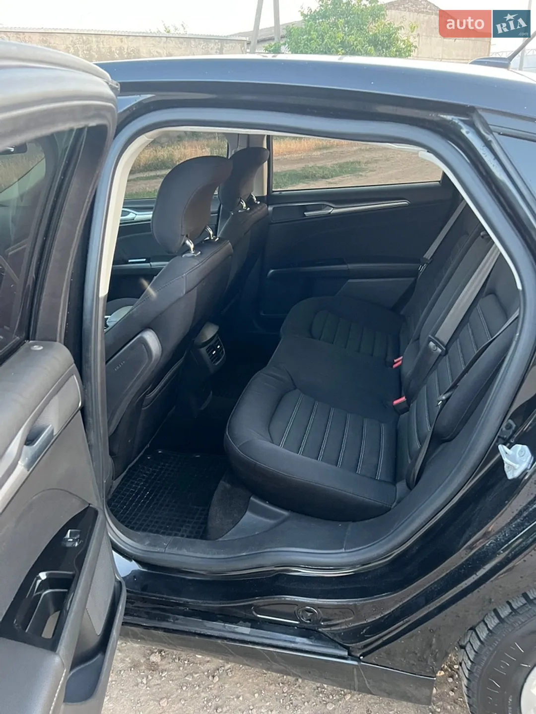 2014 Ford Fusion - мініатюра 25