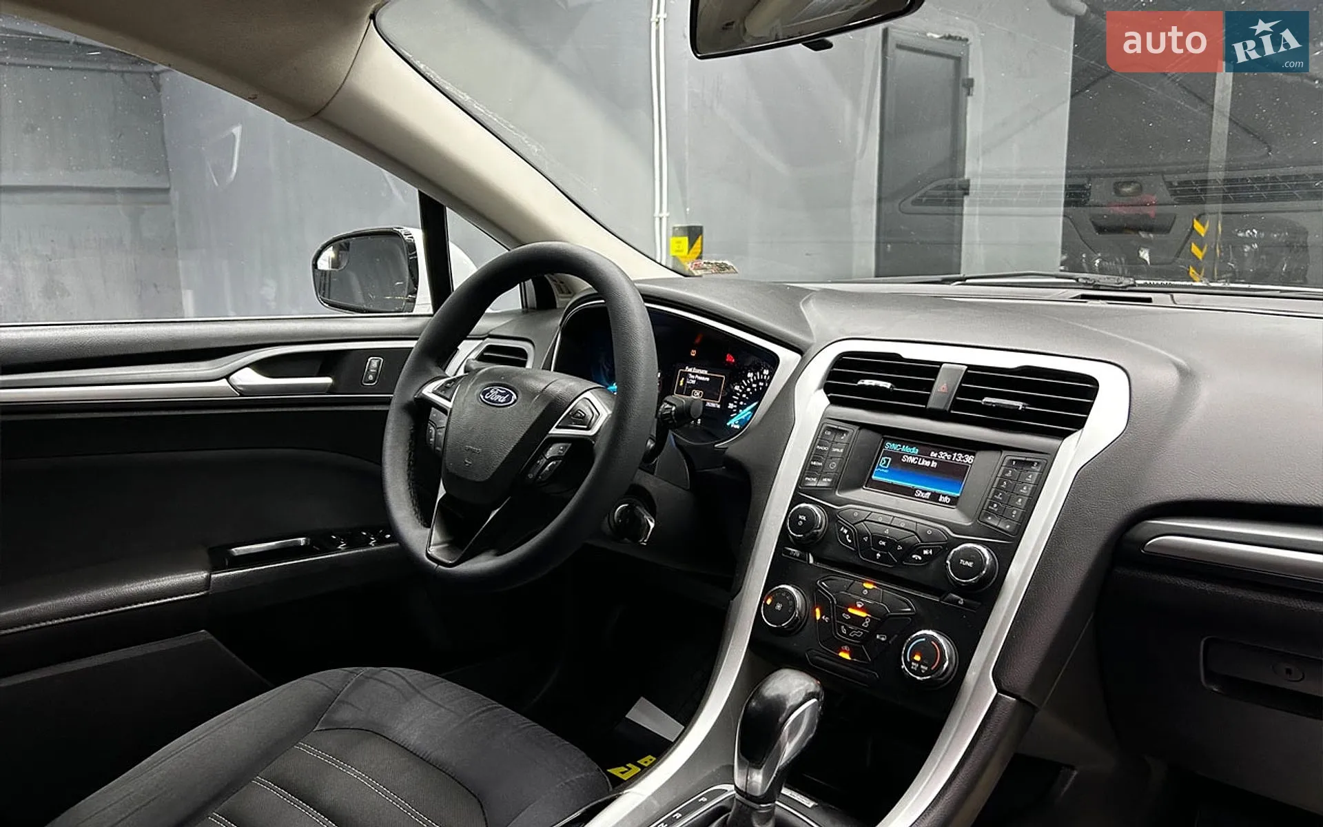 2013 Ford Fusion - мініатюра 26