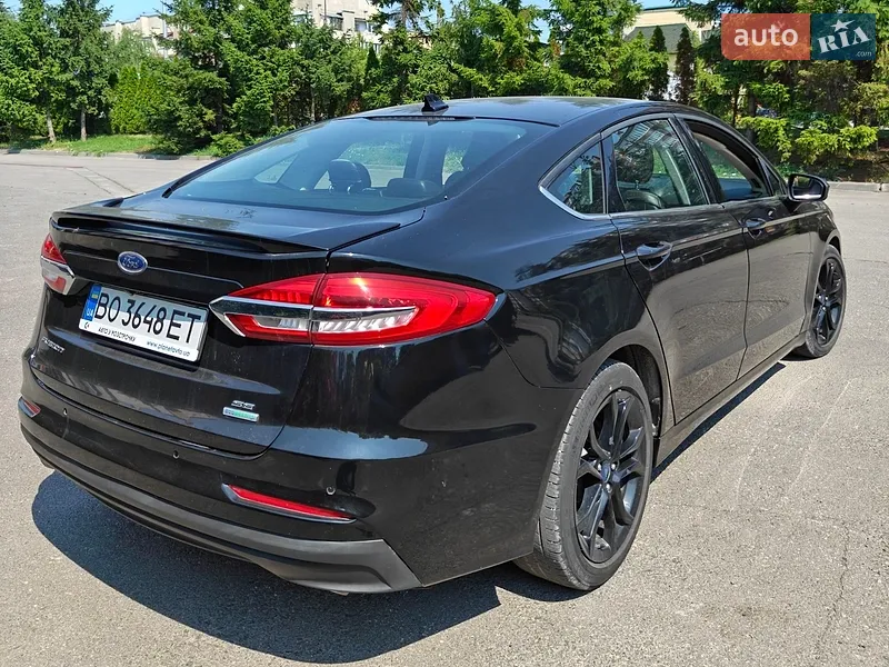 Ford Fusion 2018 VIN 3FA6P0RU1JR201344 фото оголошення 15 з 61
