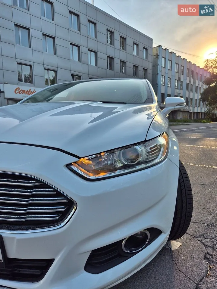2013 Ford Fusion - мініатюра 16