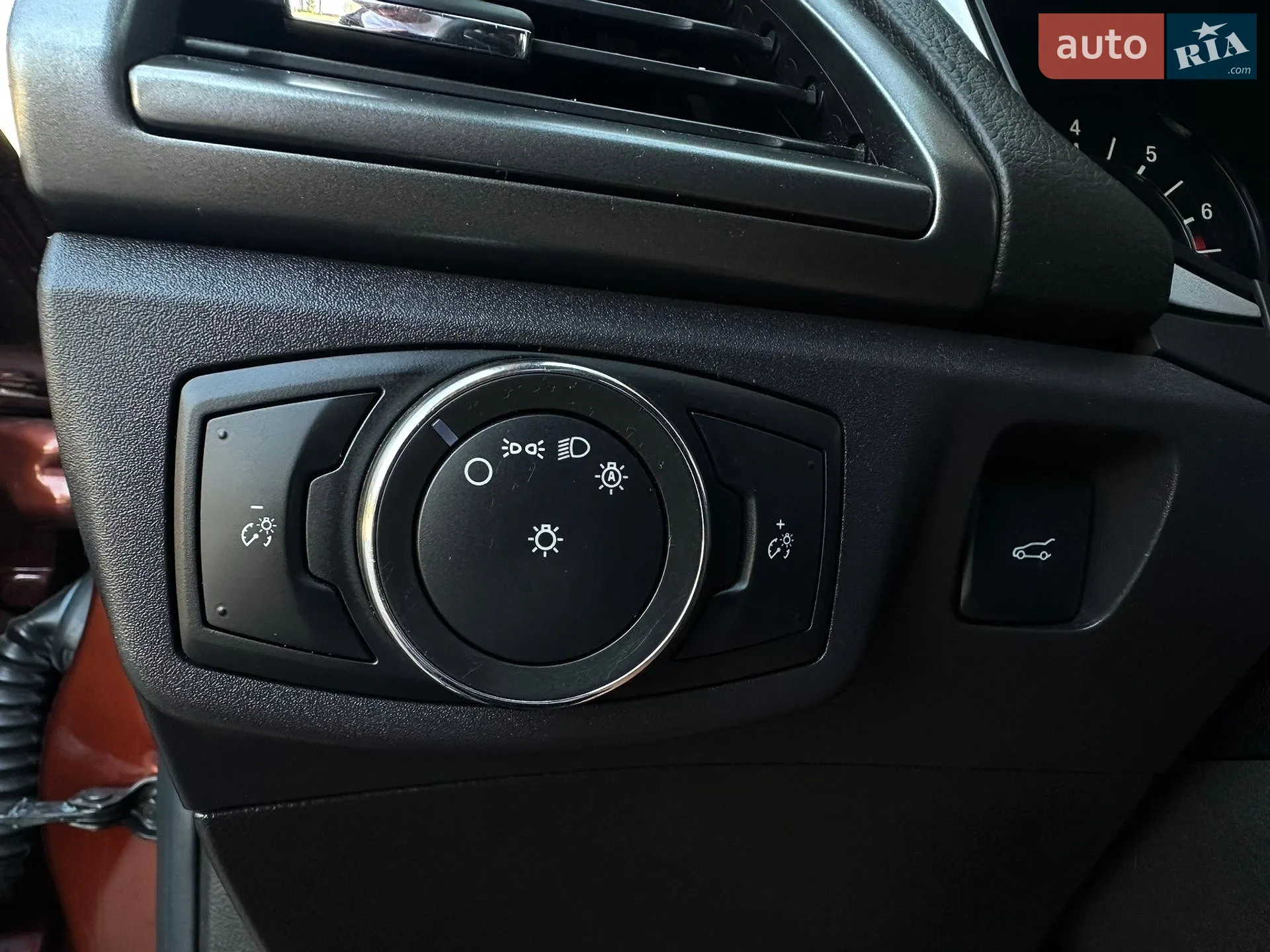2016 Ford Fusion - мініатюра 50