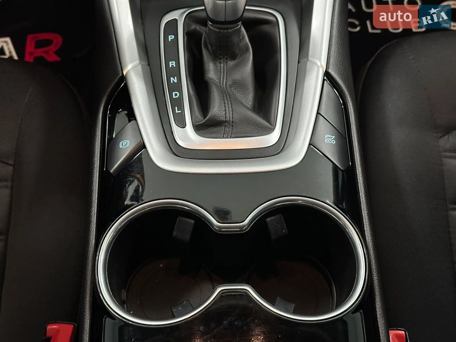 2015 Ford Fusion - мініатюра 29
