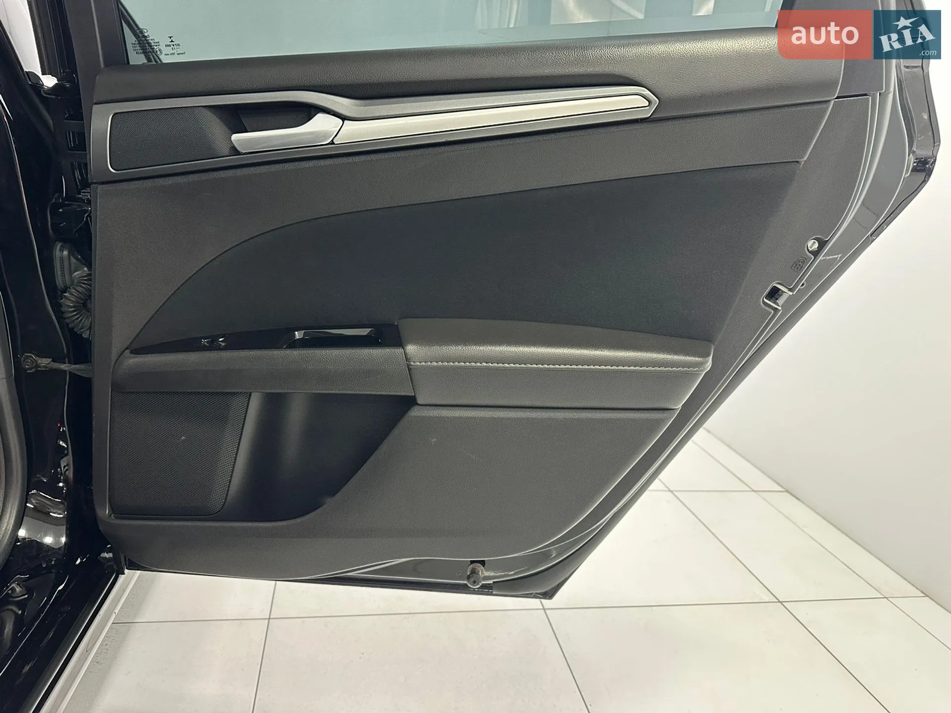 2015 Ford Fusion - мініатюра 35