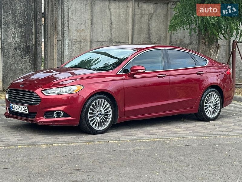 Седан Ford Fusion 2016 в Лубнах